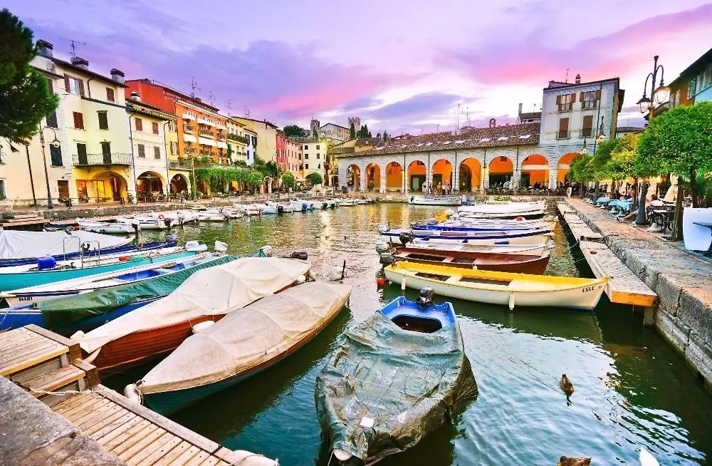 Appartamento Casa Vacanze Spiaggia D'Oro Desenzano del Garda Holiday home