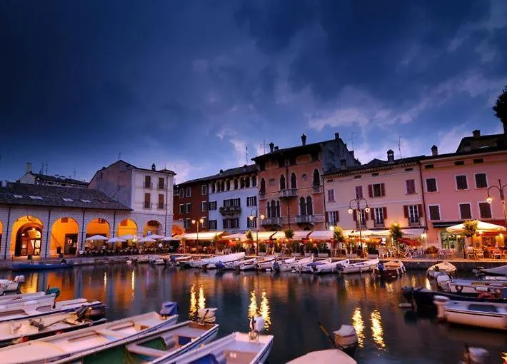 Appartamento Casa Vacanze Spiaggia D'Oro Desenzano del Garda Holiday home